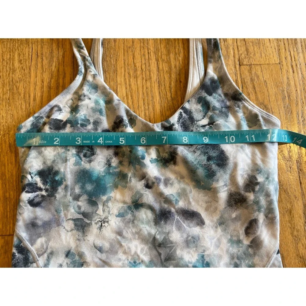 Lululemon Align Tank Kaleidofloral Multi‎ Size 4 Nulu Yoga Cropped Bra Gym